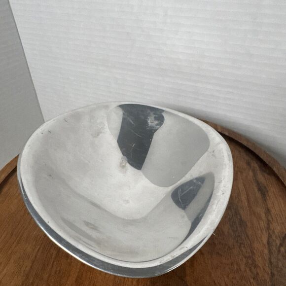 Vintage Nambe Bowl 579 SandCast Art Design MCM Secret Alloy Rare 1980's 6”x5” - Picture 2 of 8